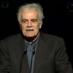 فيديو عمر الشريف يعلق على احداث مباراة مصر والجزائر في السودان