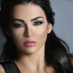 قمر اللبنانية تروج للايحاءات الجنسية في كليب العتبة كزاز