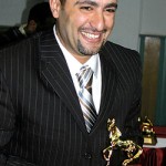 مرض احمد السقا منعه من رد الجائزة الى الجزائر