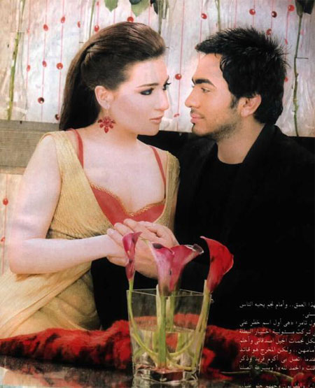 تامر حسني مع مي عز الدين