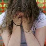 مزارع وادي النطرون جمع 50 من جيرانه وضبط زوجته وعشيقها بغرفة نومه 